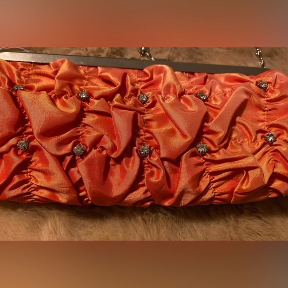 Viola tangerine orange silky purse - Picture 2 of 6